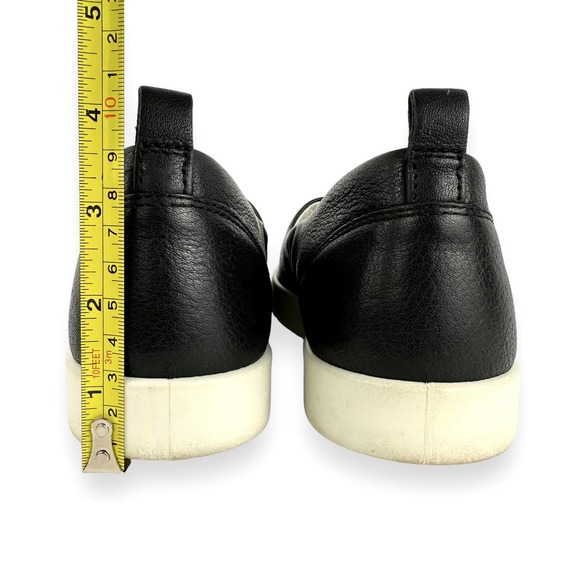 ECCO Gillian Black Leather Two Tone Pointed Toe Slip On Sneaker Size 41 - Picture 11 of 13